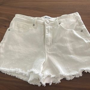 White Jean shorts. Size 27